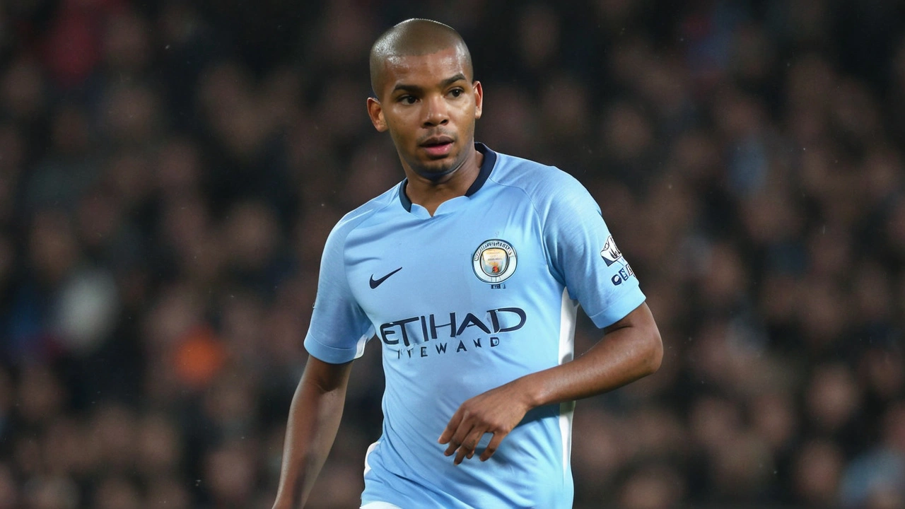 Fernandinho Atua para Ajudar Athletico-PR na Contratação de Jovem Promessa do Manchester City